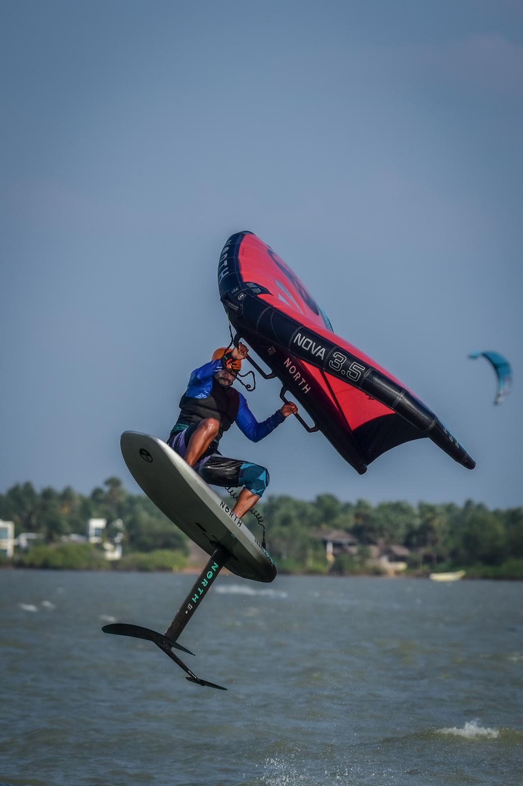 wing foiling kalpitiya